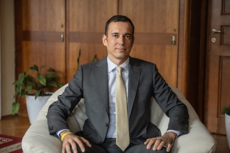 Васил Терзиев въвежда нов зам.-кмет по градоустройството след раздора с Богдана Панайотова