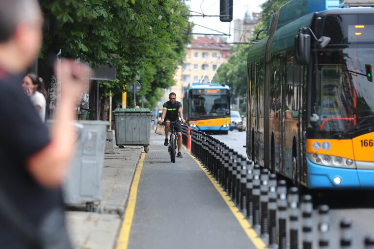 Терзиев ще проверява кой бави тролеите по "Патриарха" - ГЕРБ или "Спаси София"