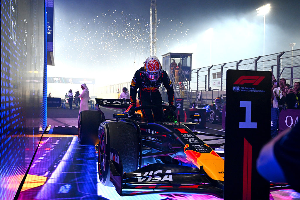 Новият сезон във Формула 1 започва, но състезанията в Близкия изток са под въпрос