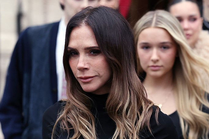 Триумфът на Виктория. Семейство Бекъм демонстрира перфектното семейство, но без Бруклин