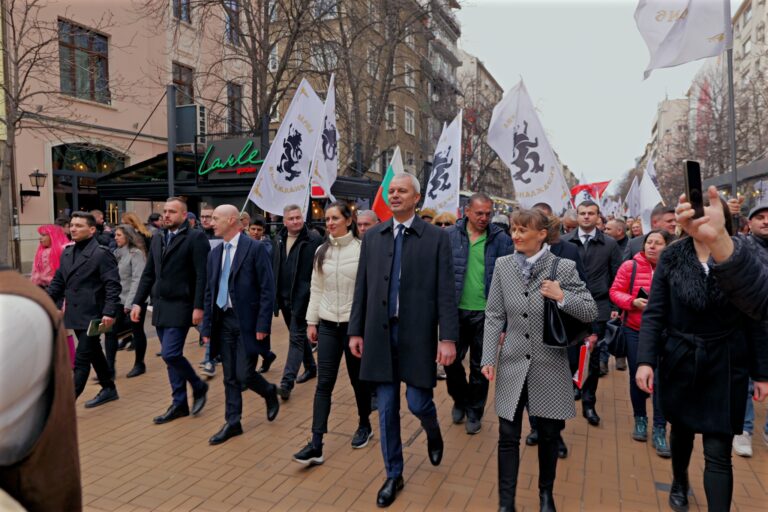 Кои са избраните депутати от "Възраждане" в 52 Народно събрание