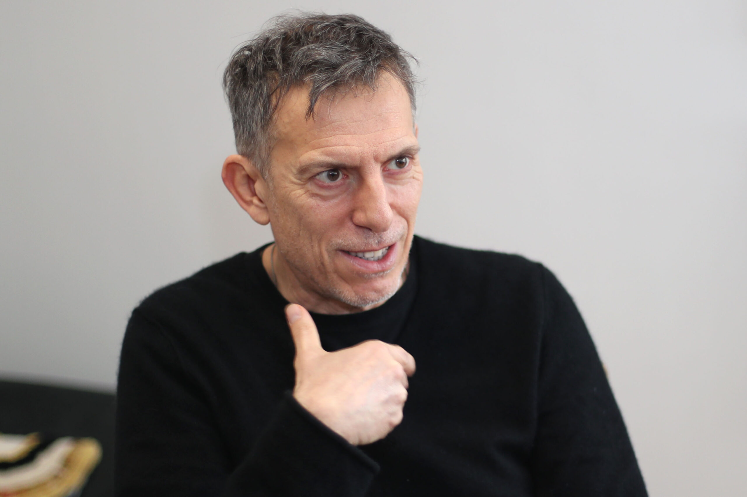 Режисьорът Галин Стоев: В политиката се търси „силна ръка“. В театъра – класика в класически костюми