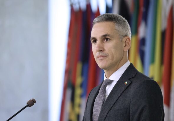 Андрей Гюров: Пари от здравната система пълнят партийни каси