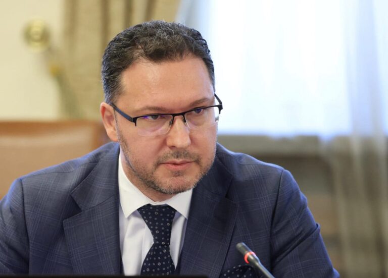 Изслушват МВР за случая "Петрохан", но Даниел Митов не може тази седмица