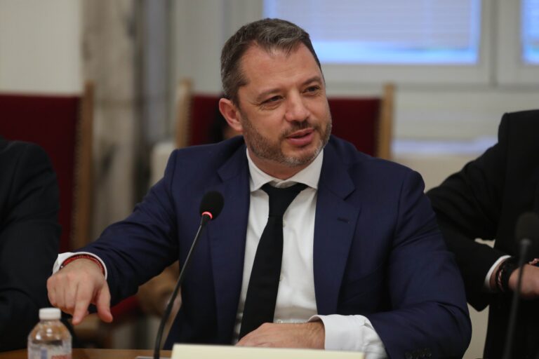 Делян Добрев напуска Народното събрание и дава "път на младите" в ГЕРБ