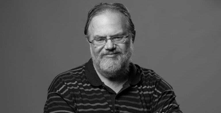 Почина политологът и философ Деян Кюранов