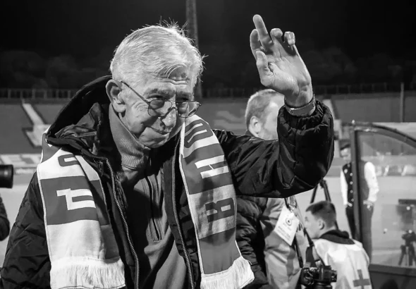 Отиде си легендарният Джони Велинов