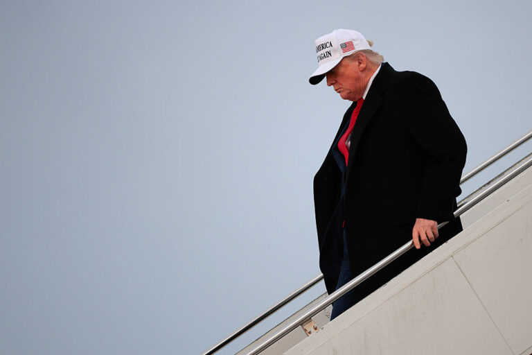 Тръмп изключи журналист на Wall Street Journal от президентската делегация на Air Force One