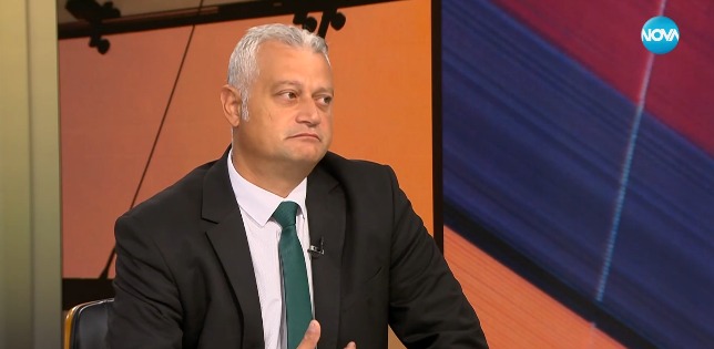 Емил Дечев сменя и шефовете на полицията, жандармерията и ГДБОП