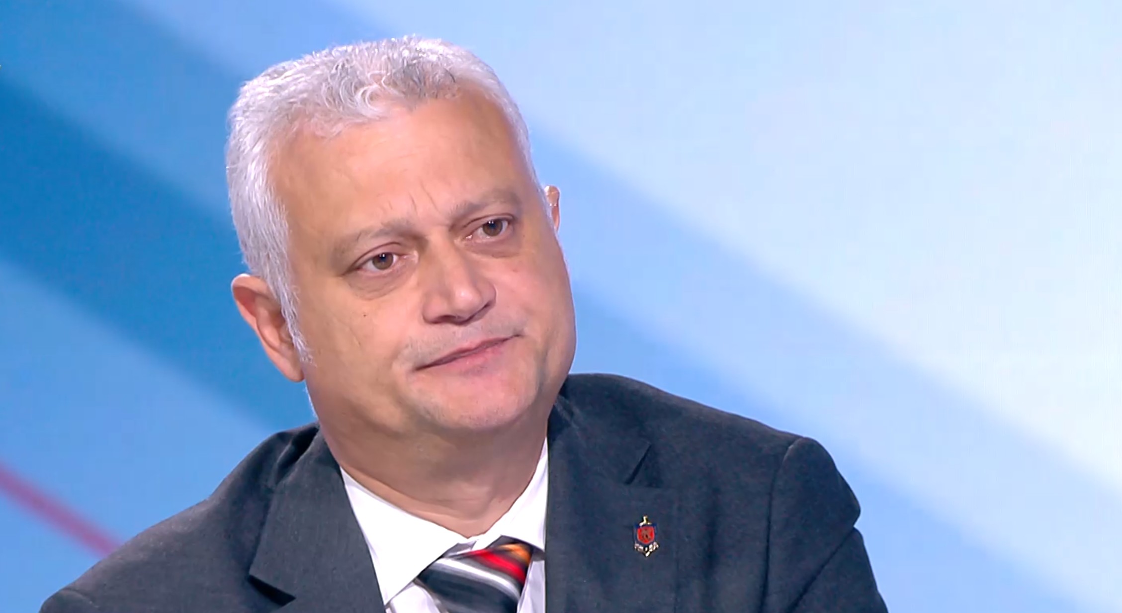 Дечев: Шефката на Градската прокуратура в София многократно е пътувала зад граница с коли на Петьо Петров - Еврото