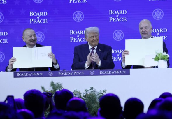 Не политици, а кадри от МВнР ще представляват България в Съвета за мир