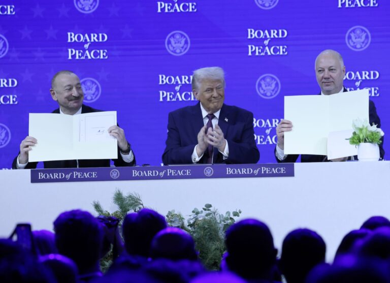 Не политици, а кадри от МВнР ще представляват България в Съвета за мир