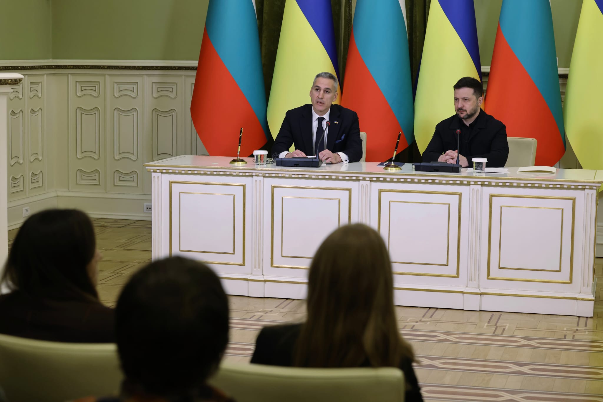 Румен Радев, Крум Зарков и Наталия Киселова никак не харесват споразумението с Украйна