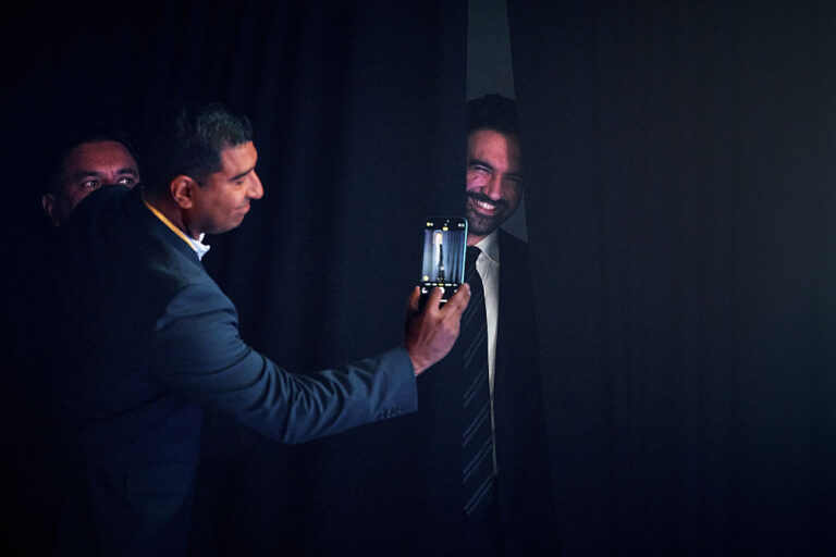 От рапър до кмет на Ню Йорк. Какво стои зад успеха на Зоран Мамдани? 