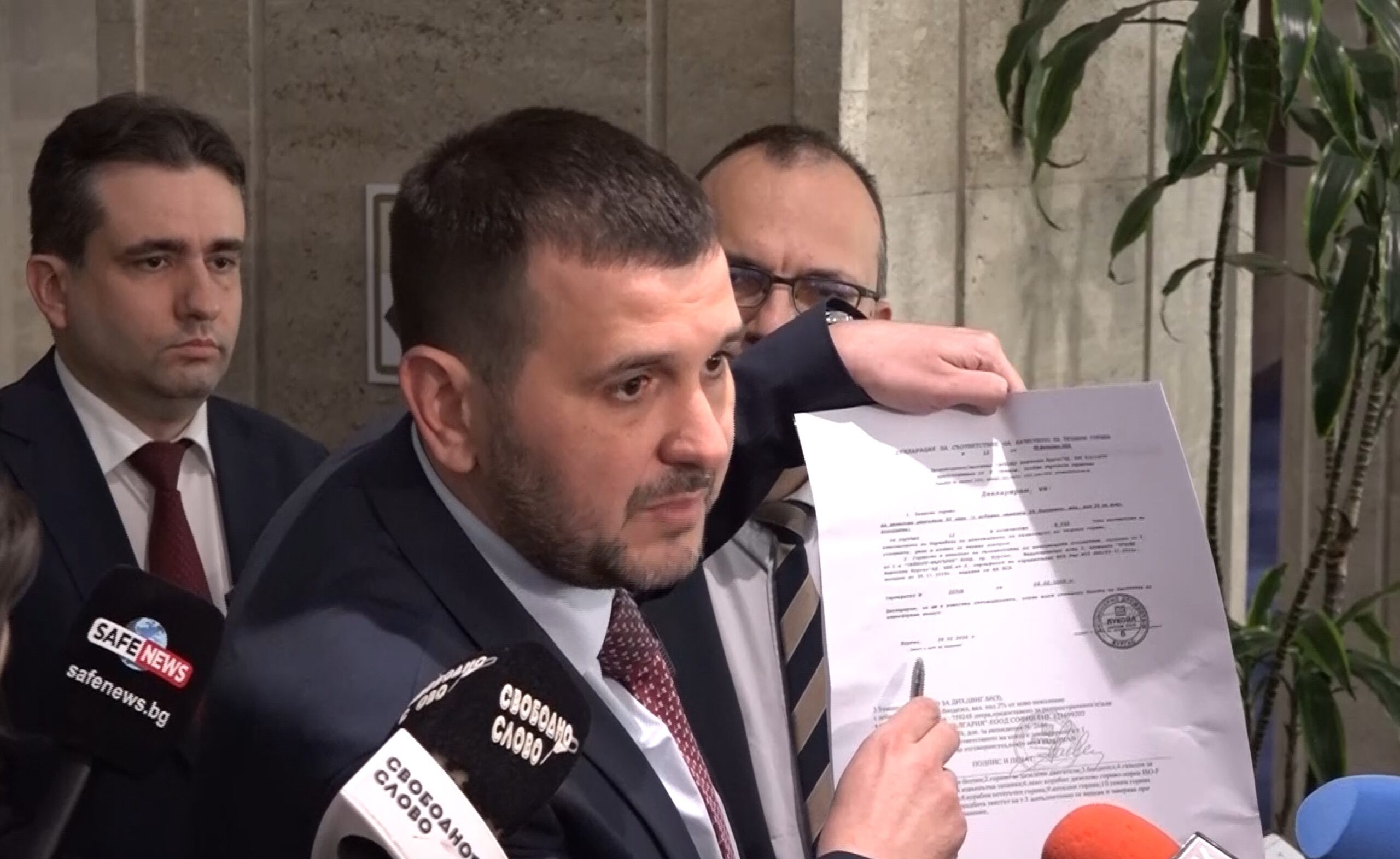 ДБ: Горивата в България са поскъпнали с 15% за една нощ