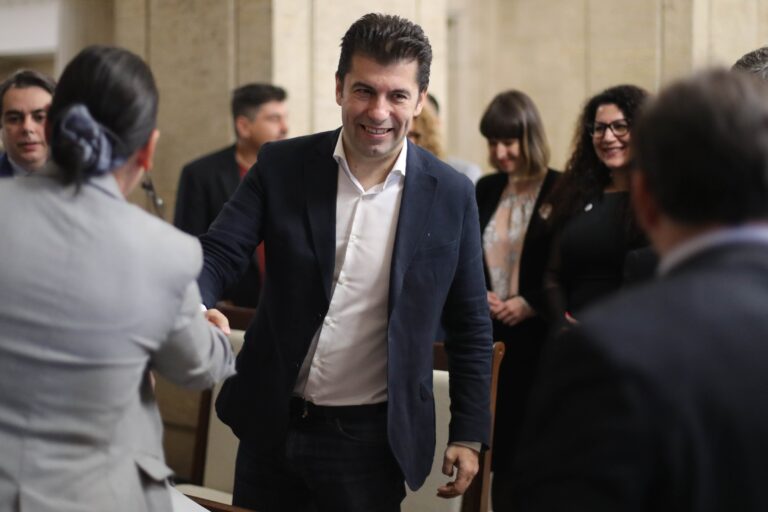 "Продължаваме промяната" решава бъдещето си след оставката на Кирил Петков