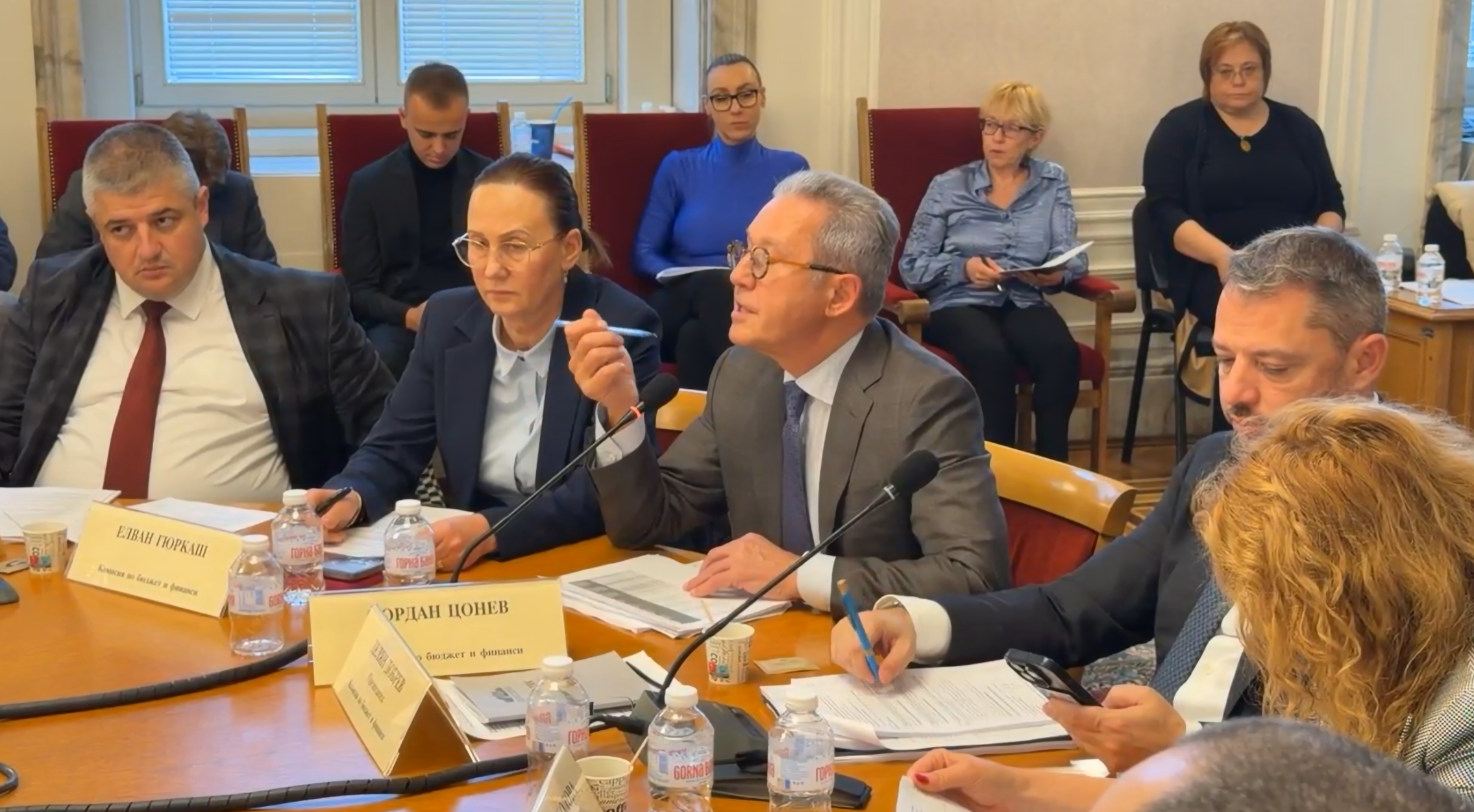 По-високите вноски за пенсия са на финалната права