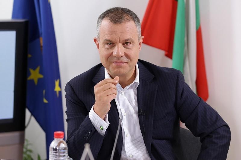 Емил Кошлуков заплашва СЕМ с полиция, прокуратура и частен съдебен изпълнител