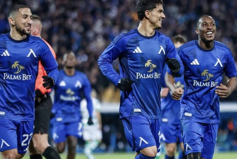 "Левски" отново мечтае за титла. "Лудогорец" допусна голяма грешка