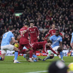 "Сити" спечели сблъсъка с "Ливърпул" след спорна дузпа