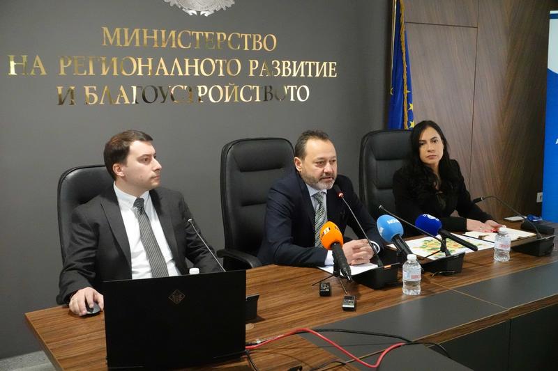 МРРБ показа как се (раз)дават пари на общините от бюджета