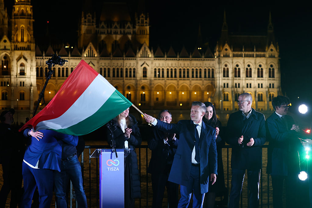 Кой печели и кой губи от изборната победа на Мадяр в Унгария