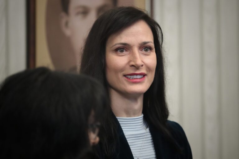 ЕНП намери нов пост за Мария Габриел след избора на Шекеринска в НАТО