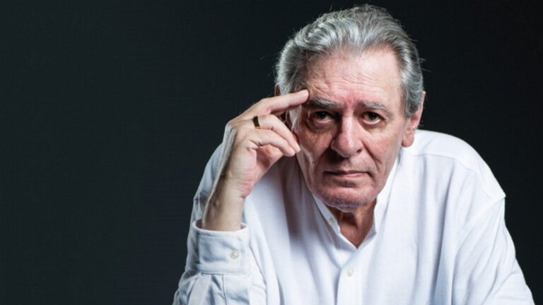 Почина поетът и музикант Михаил Белчев