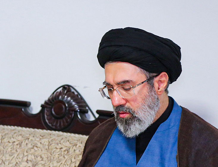 Моджтаба Хаменей е в тежко състояние и не ръководи Иран, твърдят САЩ и Израел