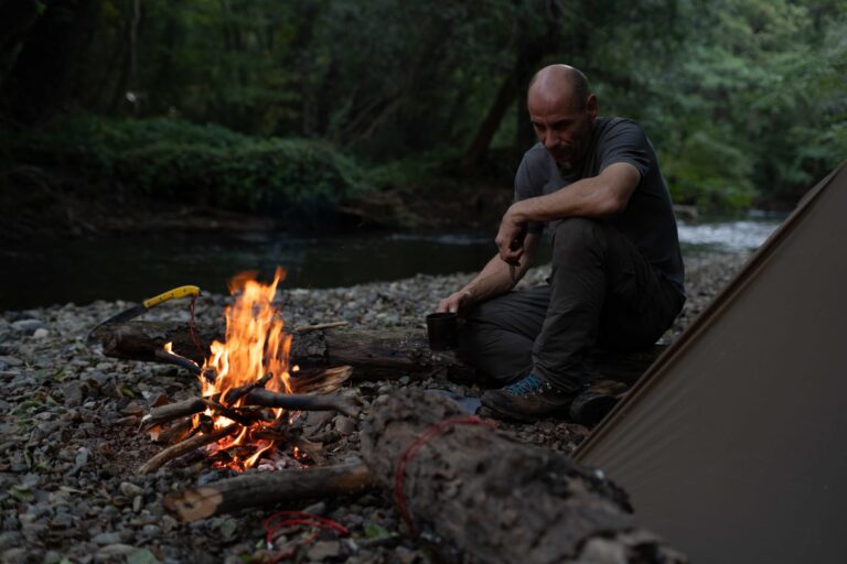 Инстинктът не е магия, а за оцеляване не трябват мускули. Уроците на планинския водач Момчил Цветанов