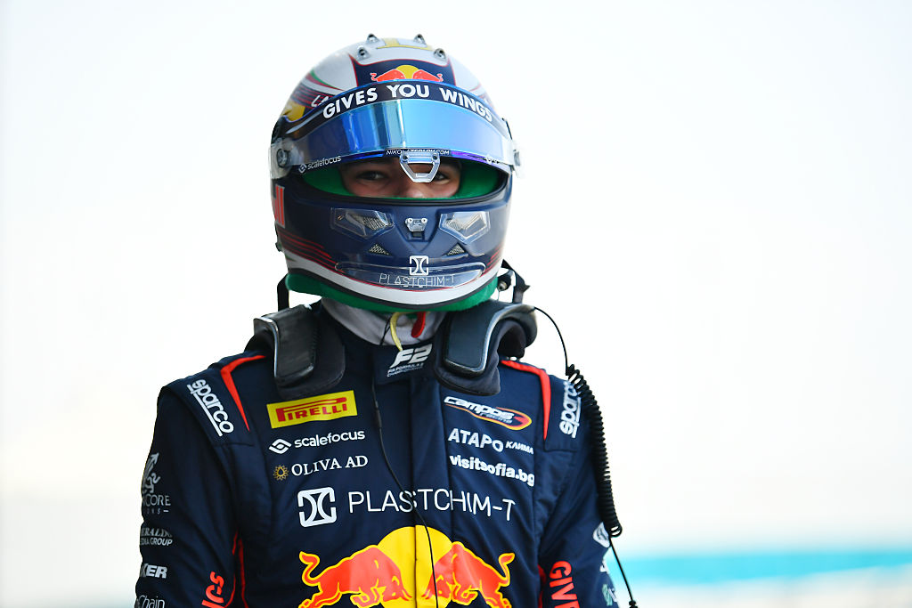 Никола Цолов приключи сезона във Формула 2 със сериозна заявка за бъдещето