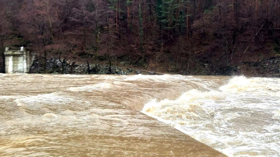 В Ардино е обявено бедствено положение, то остава в сила за област Благоевград