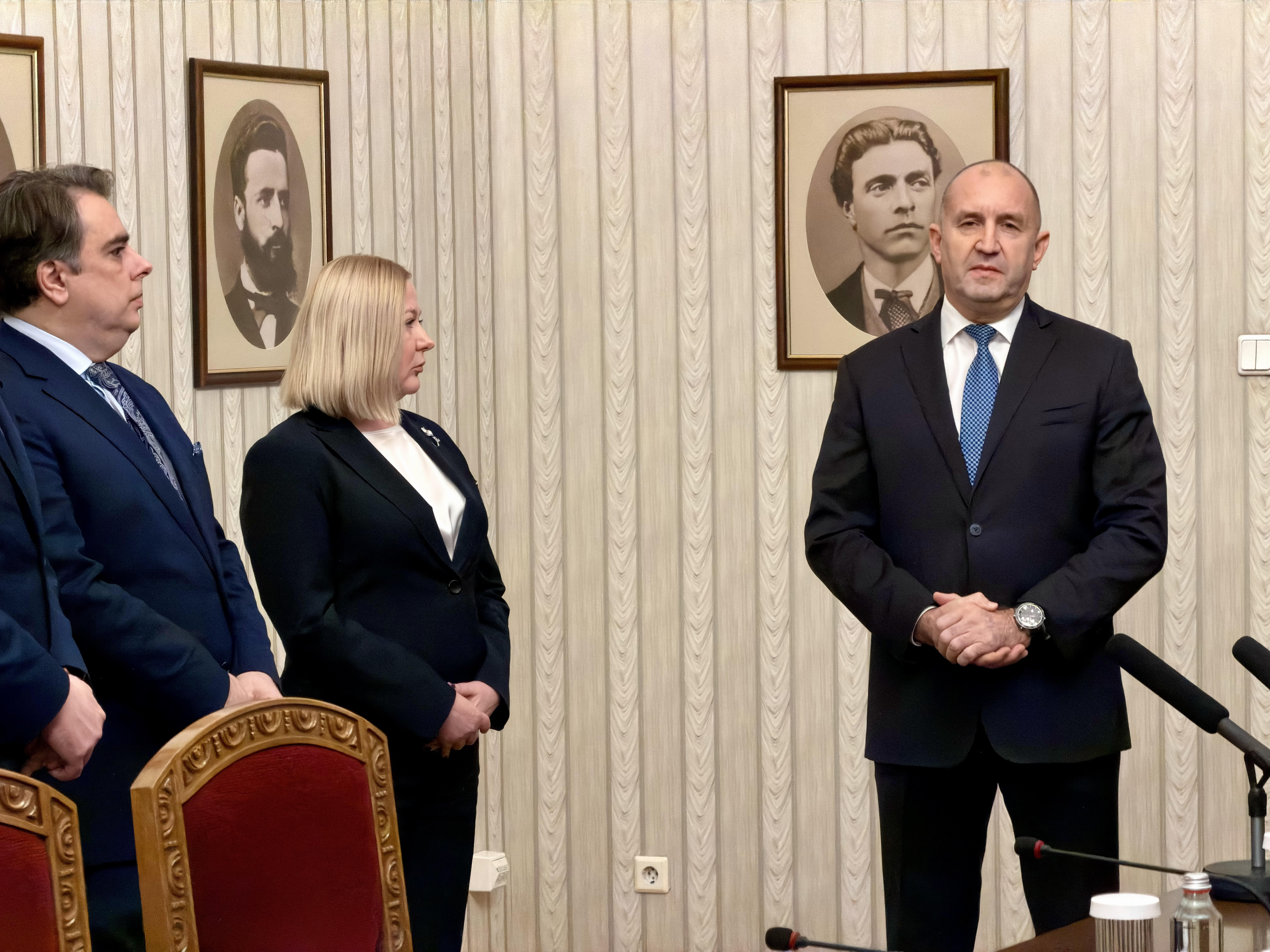 ПП–ДБ върна втория мандат, Радев предупреди за изчерпване на опциите за кабинет