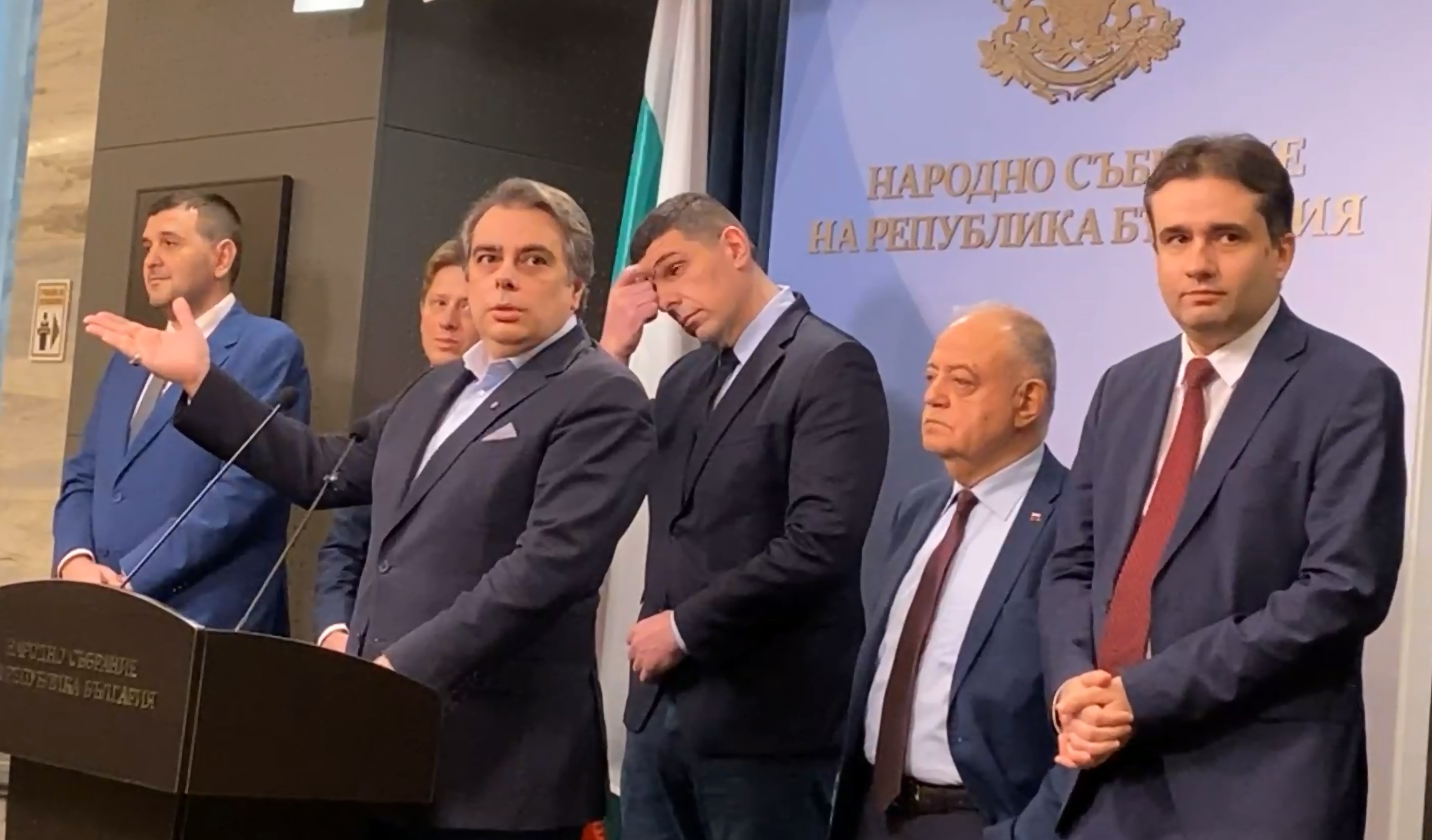 ППДБ иска оставката на Деньо Денев от ДАНС заради случая "Петрохан"