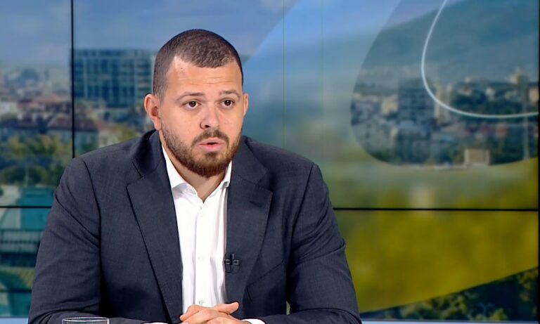 "Топлофикация" няма да компенсира абонатите за спирането на парно и топла вода заради ремонта в "Дружба"