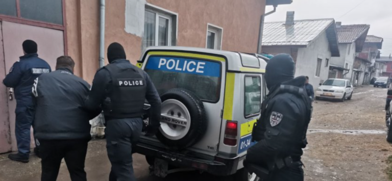 Мащабни  акции срещу купуването на гласове се провеждат на много места в страната