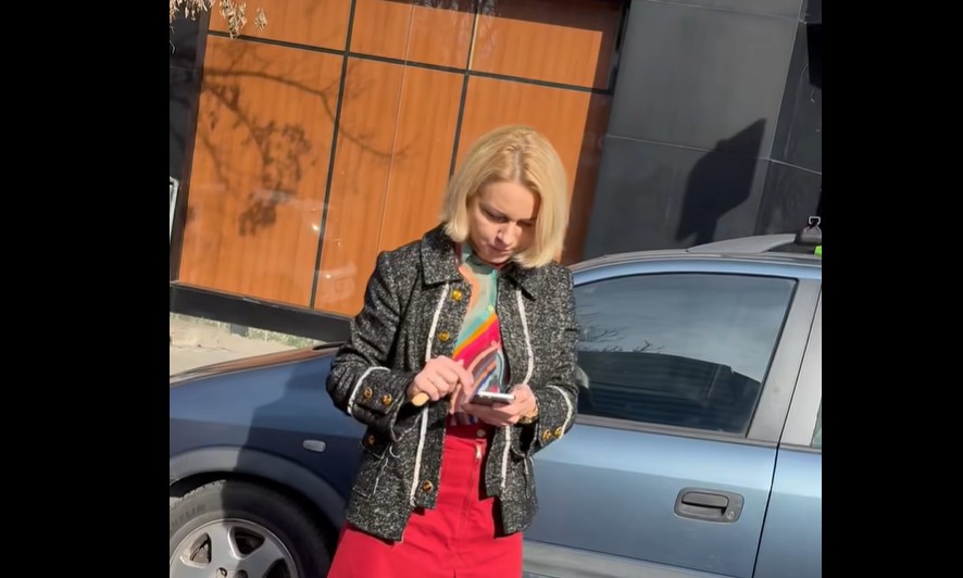 Прокуратурата проверява уличен спор с участието на прокурорка, заплашвала гражданин