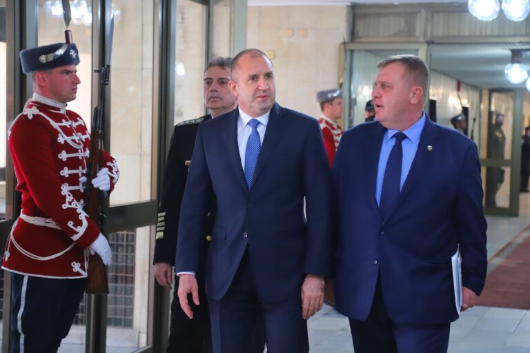 ВМРО твърди, че ще вкара свои хора в листите на Румен Радев