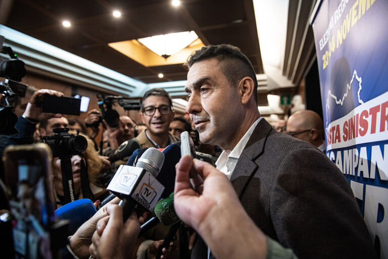 Италианският генерал, който напусна управляващата партия, за да прави своя партия