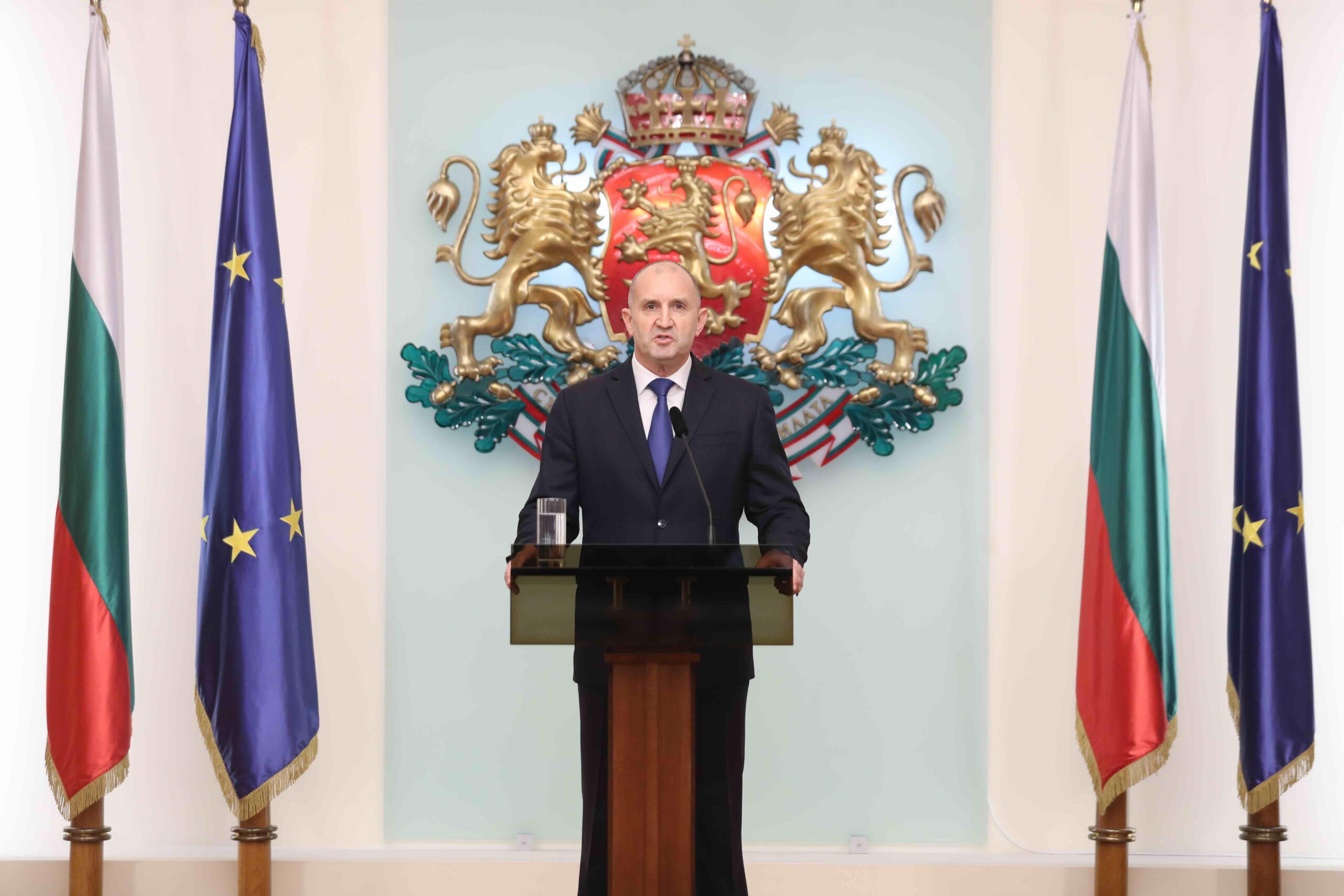 КС ще заседава за оставката на Радев този петък