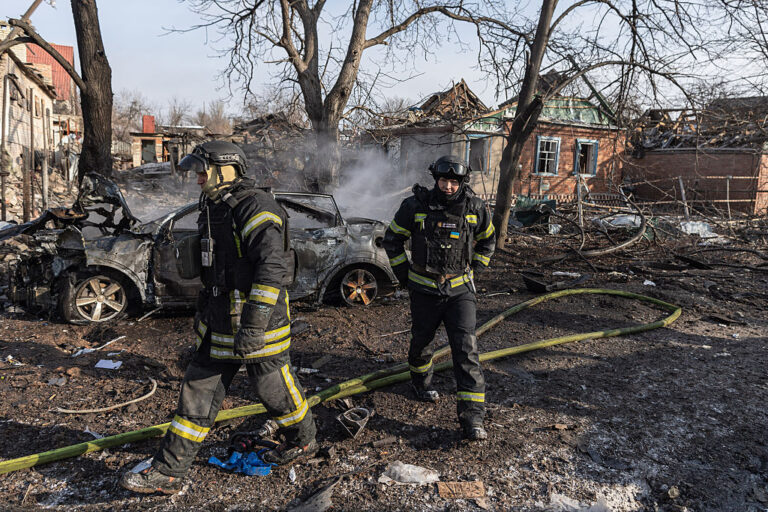САЩ притискат Киев да отстъпи Донбас, за да получи гаранции за сигурност