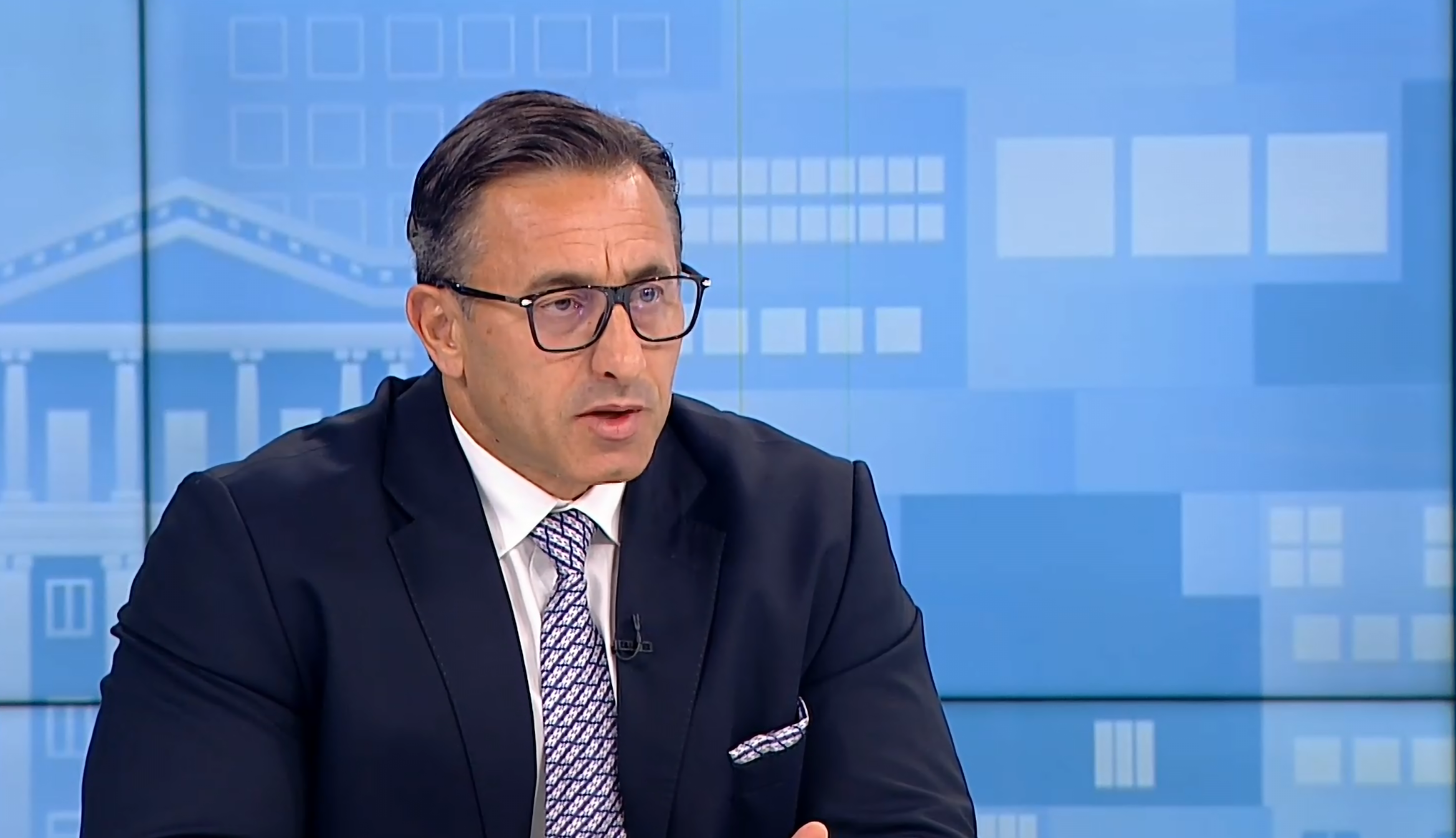 Кабинетът назначи нов шеф на НАП, след като Румен Спецов стана особен управител на "Лукойл"