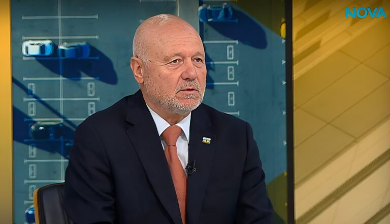 Тагарев: Няма как НАТО да остане в същия вид, ако САЩ стъпят в Гренландия