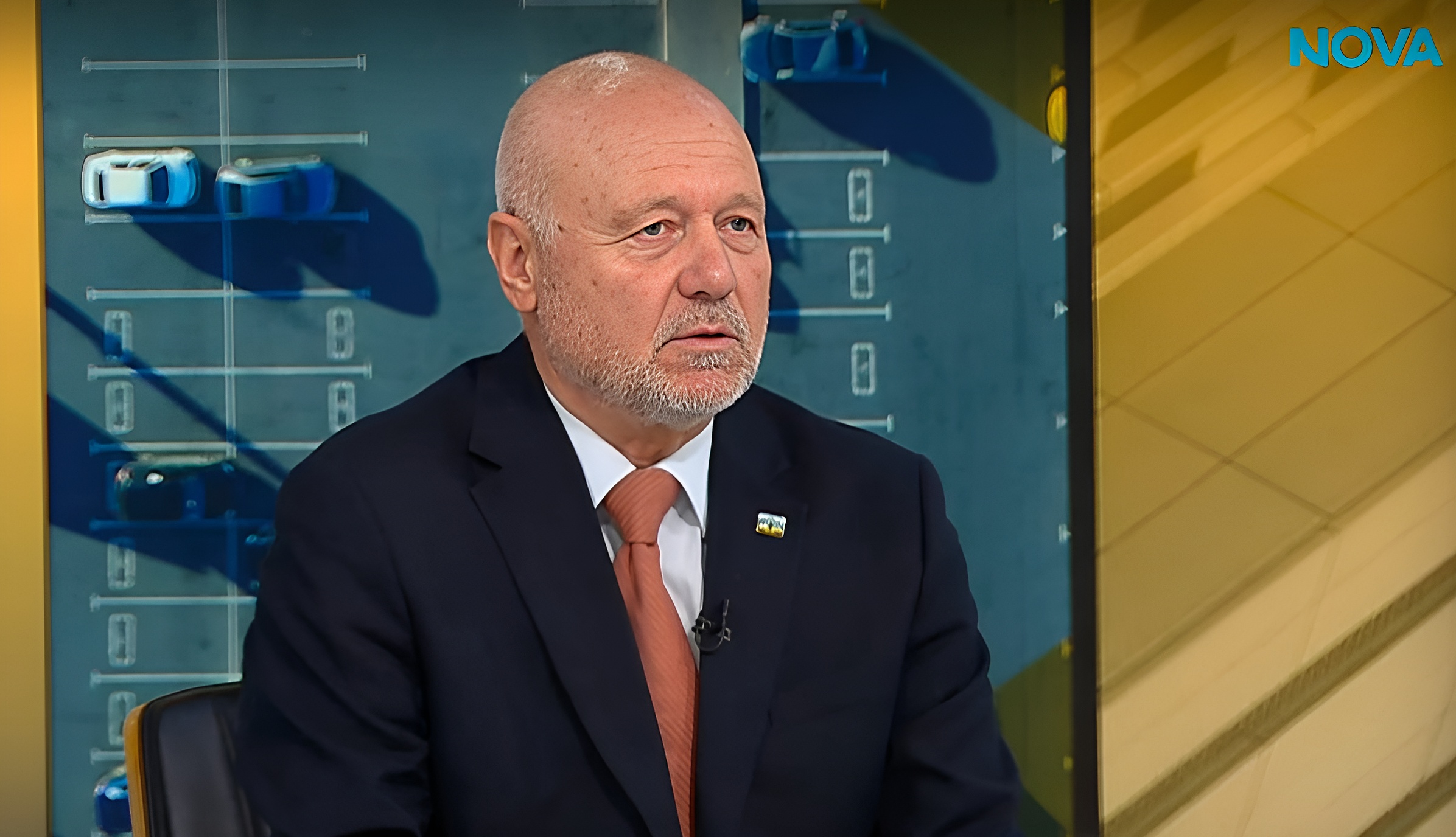 Тагарев: Няма как НАТО да остане в същия вид, ако САЩ стъпят в Гренландия