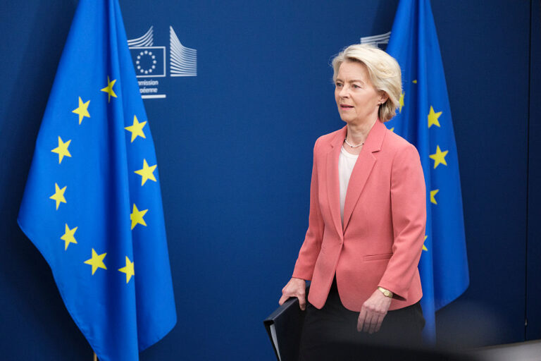 ЕС дава 90 млрд. безлихвен заем на Украйна