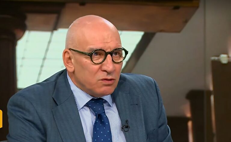 Хампарцумян: Санкциониран по "Магнитски" може да има сметка, но банката рискува