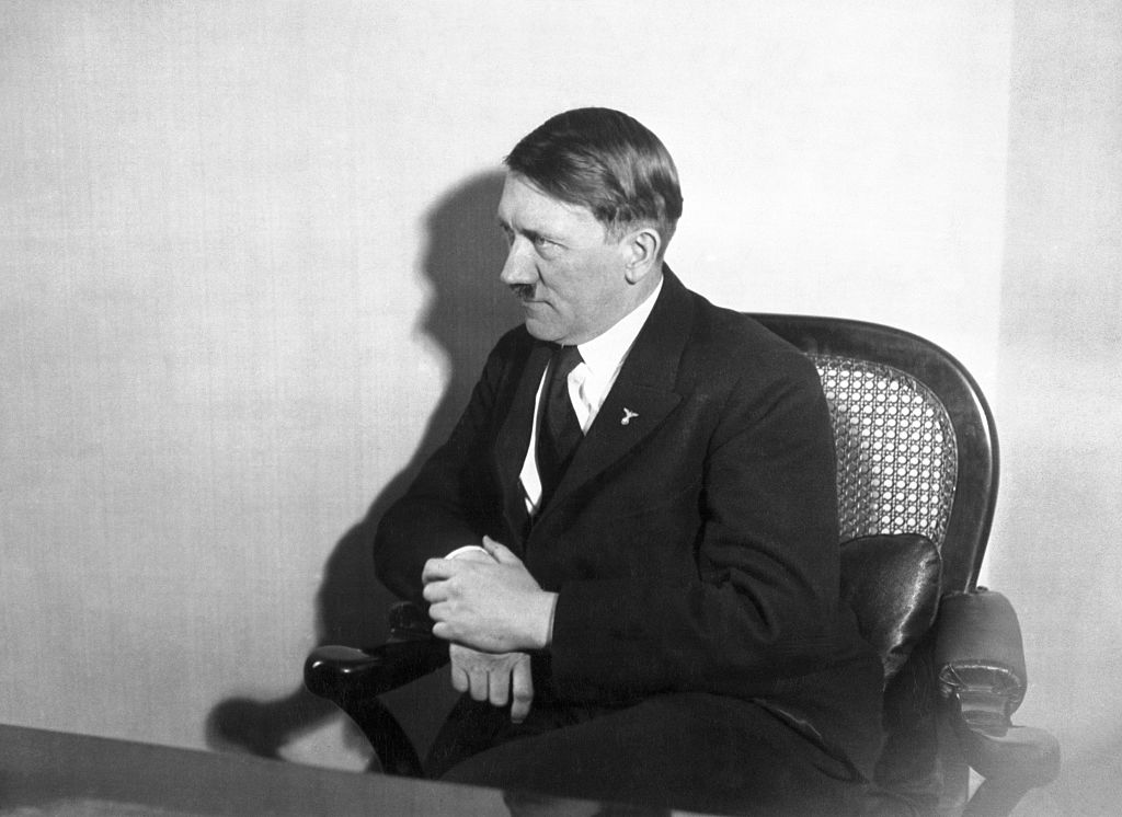 Хитлер вероятно е страдал от синдром, който води до микропенис в 5% от случаите, твърди ДНК анализ