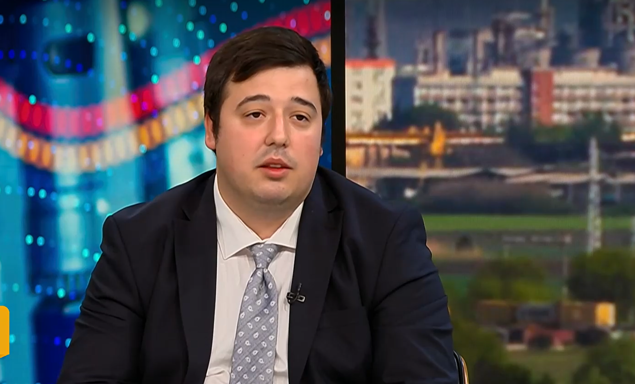 Цветомир Николов от ЦИД: Най-големият риск е държавата да очаква сделка за "Лукойл"