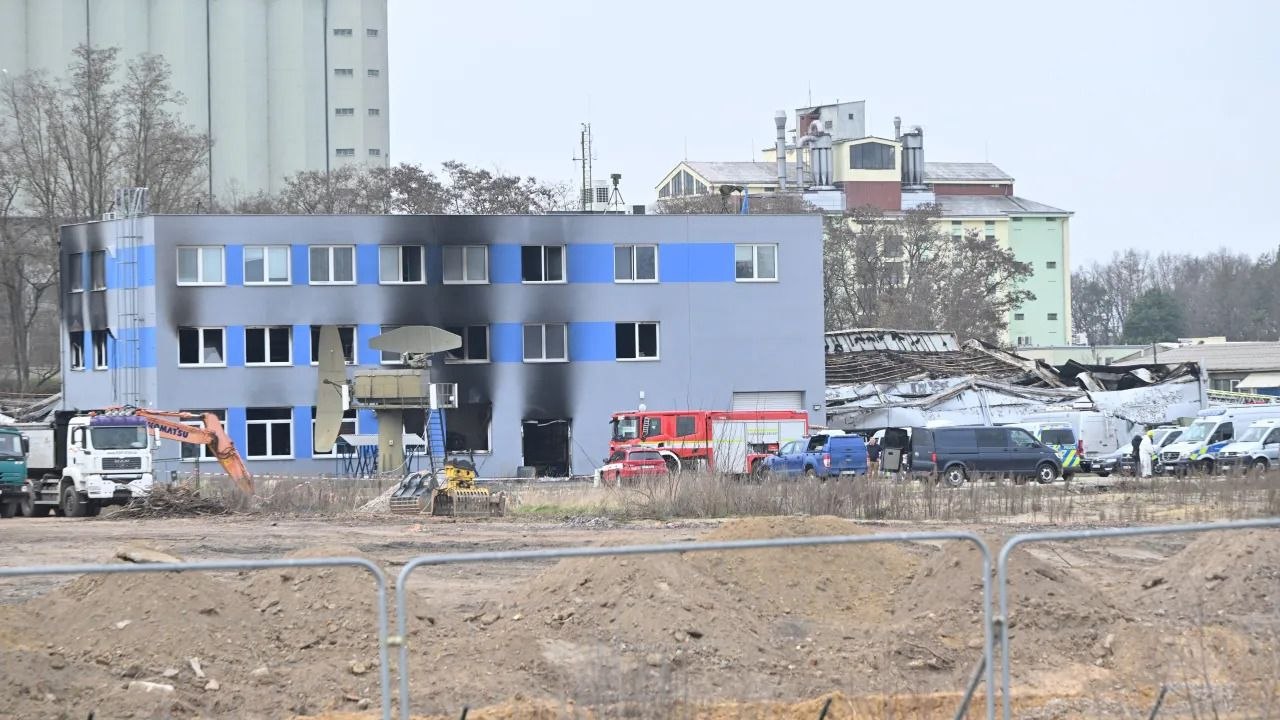 Заподозрян за умишен палеж на военна фабрика в Чехия е заловен у нас