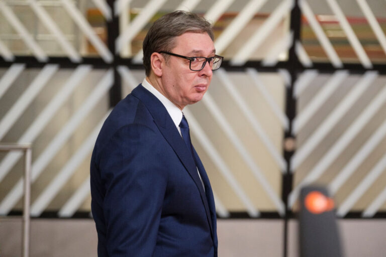 Вучич внезапно се оказа на посещение в Украйна - първото му от началото на войната